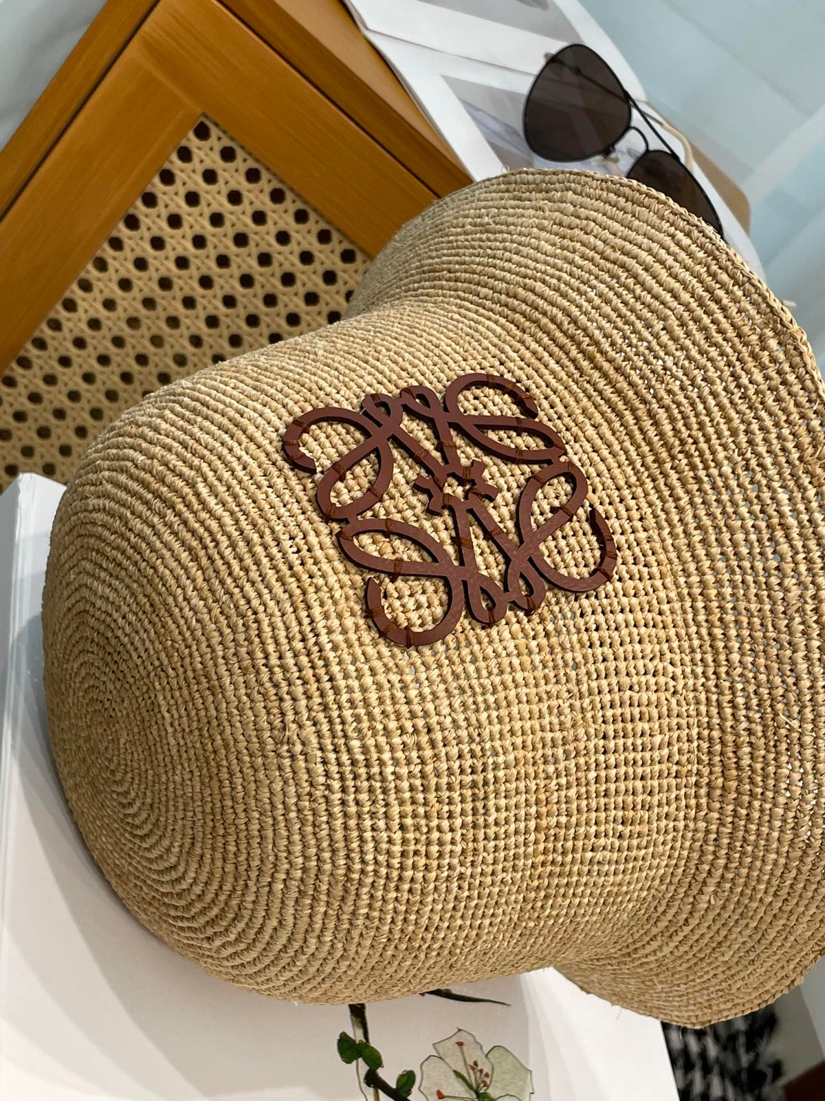 Loewe Women's Khaki Raffia And Cowhide Bucket Hat Flat Cap Large Brim Hat #75956
