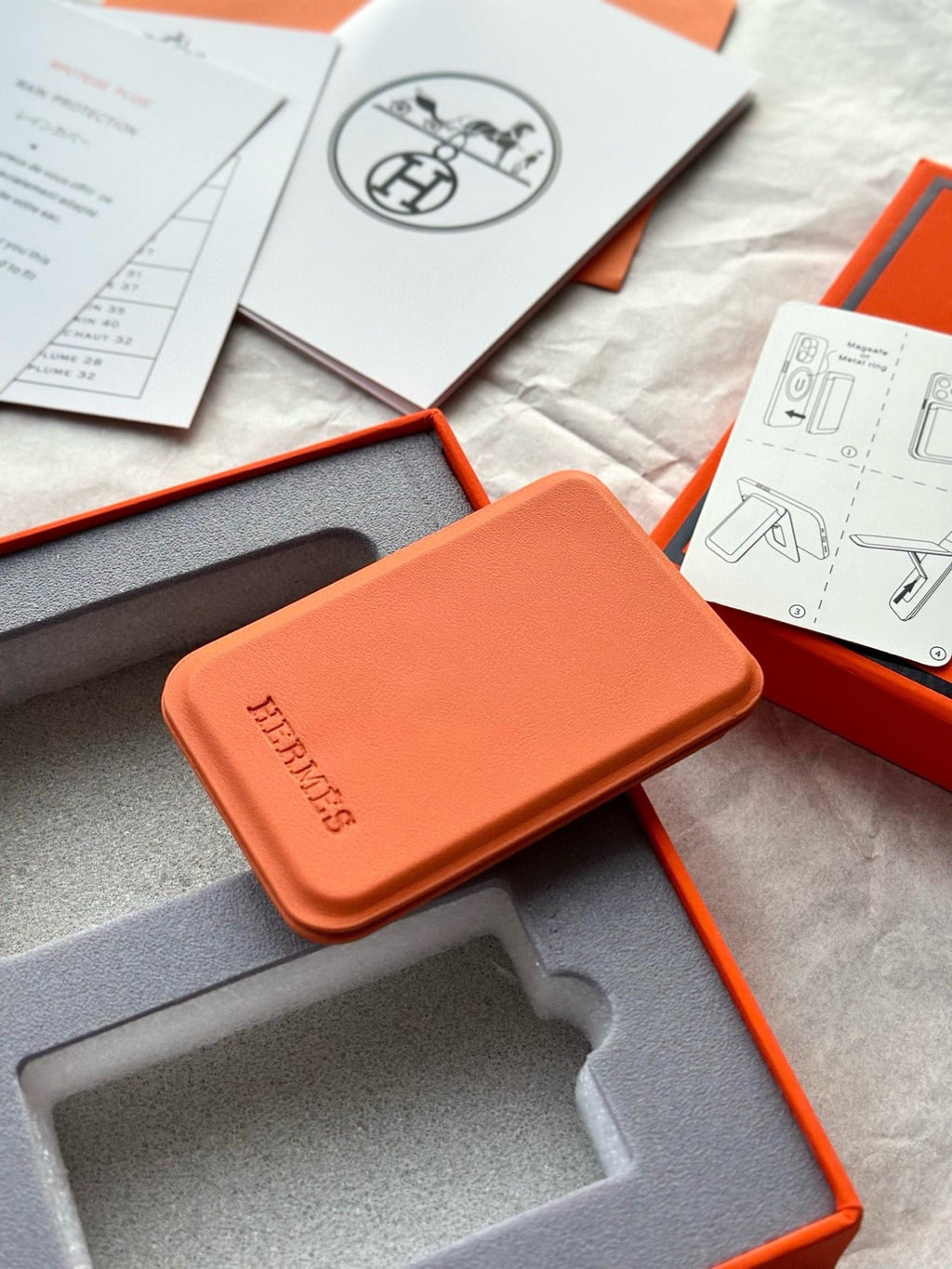 MagSafe Phone Wallet Stand