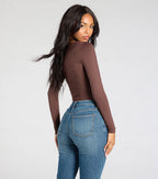 Start With The Basic V-Neck Crop Top
