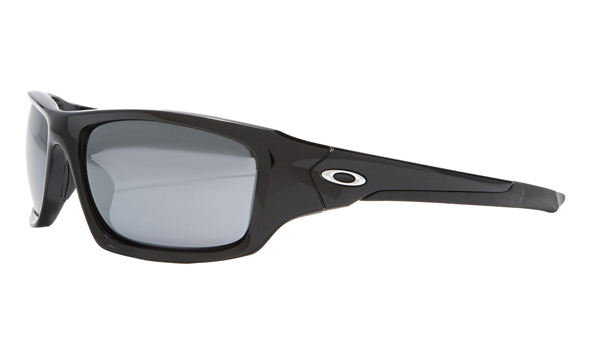 Valve Polarized Sunglasses Polished Black / Black Iridium Polarized OO9236 12 837
