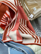 H Deco Blanket