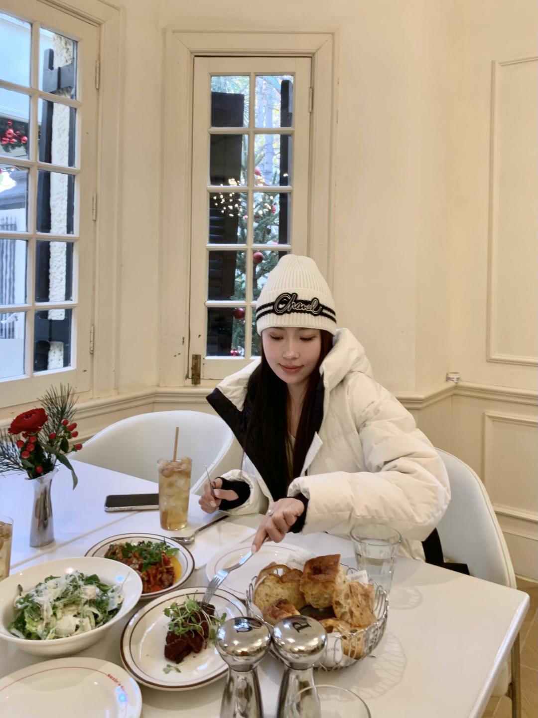 Chanel Women's Fall And Winter Black And White Gray Temperament Warm Winter Accessories Scarf Hat Gloves Fashion Trend Set #81628