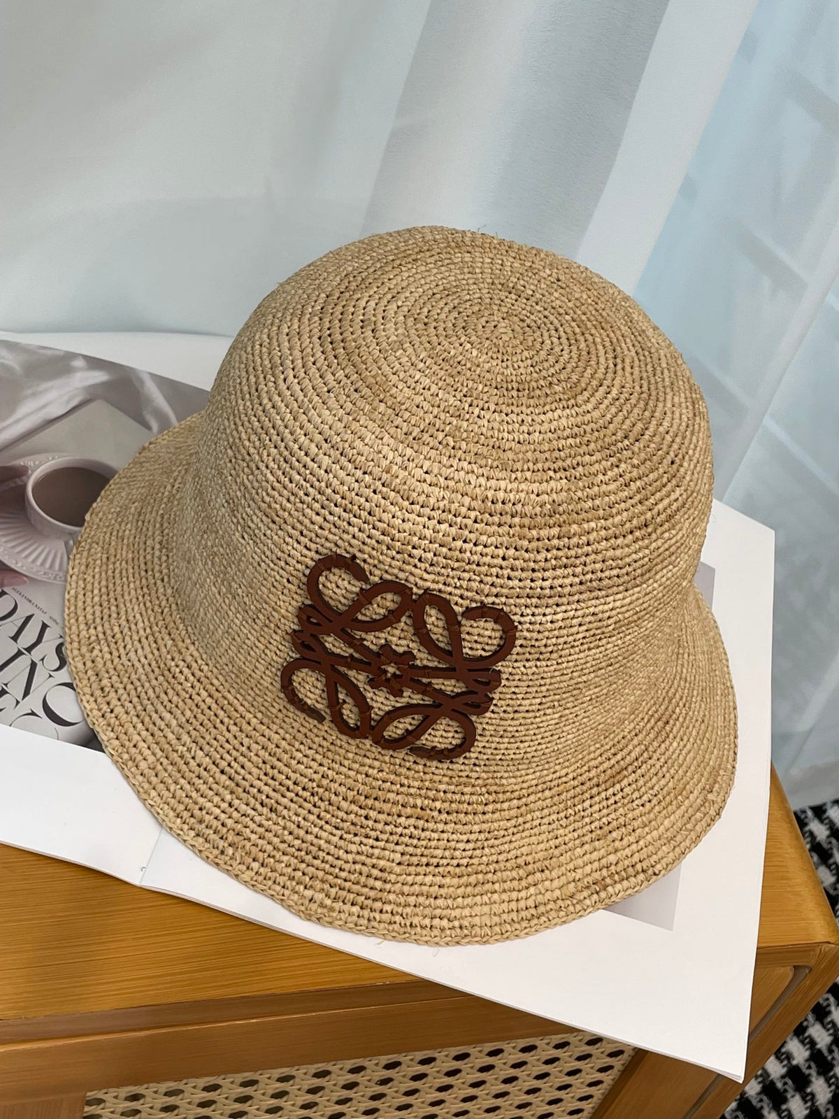 Loewe Women's Khaki Raffia And Cowhide Bucket Hat Flat Cap Large Brim Hat #75956
