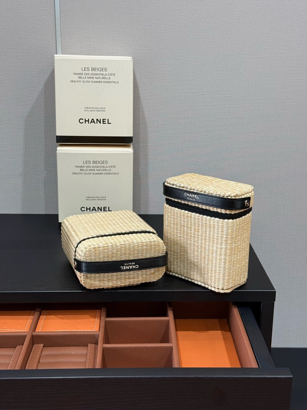 Les Beiges Vanity Bag