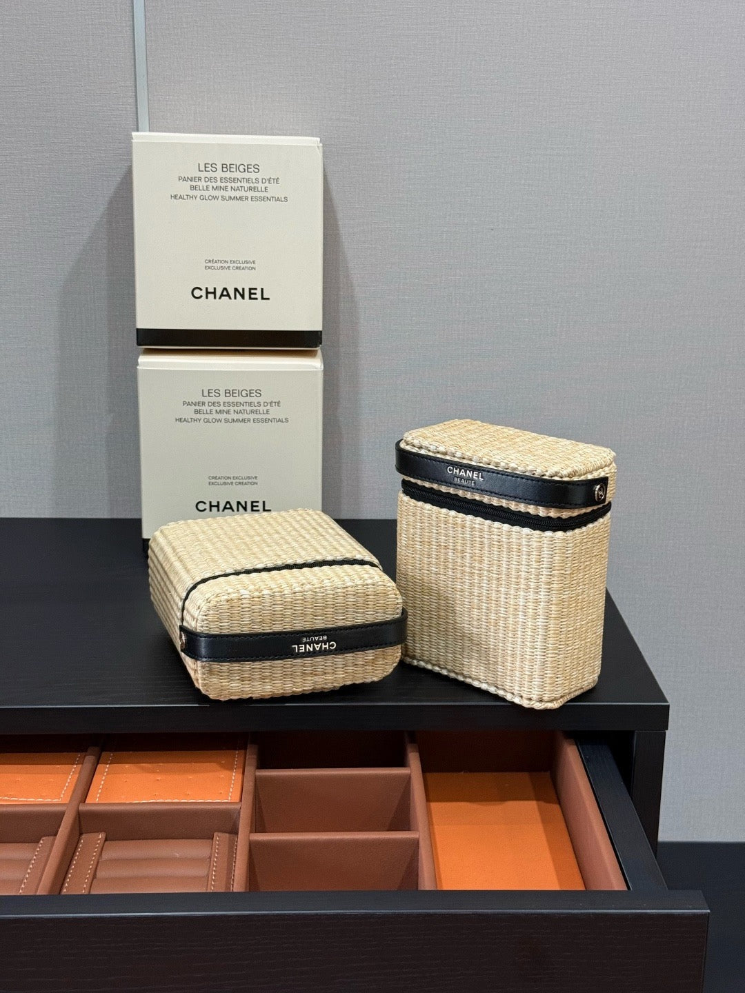Les Beiges Vanity Bag