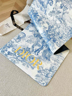 Toile de Jouy Yoga Mat
