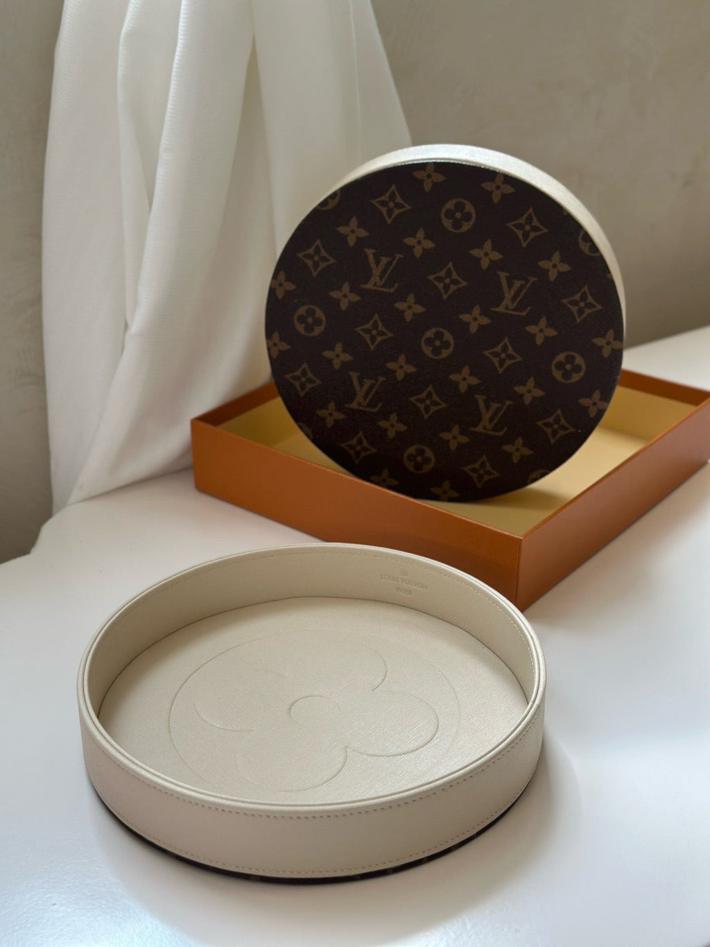 Flora Round Tray MM