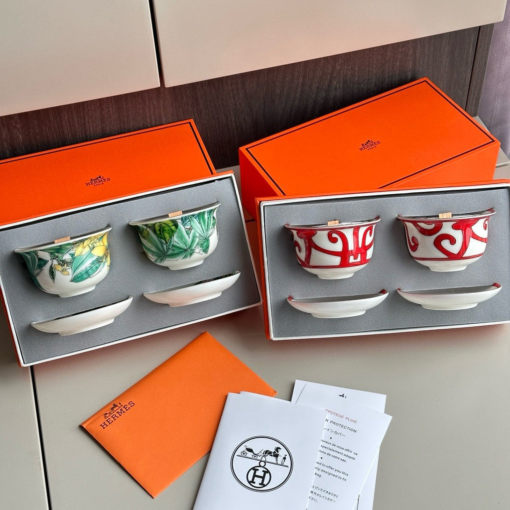2 Piece Porcelain Tea Cup Candle Gift Set