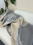 H Deco Blanket