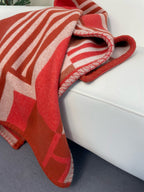 H Deco Blanket