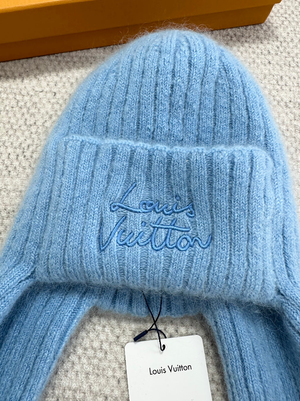 Louis Vuitton Script Beanie Hat Accessories #333616