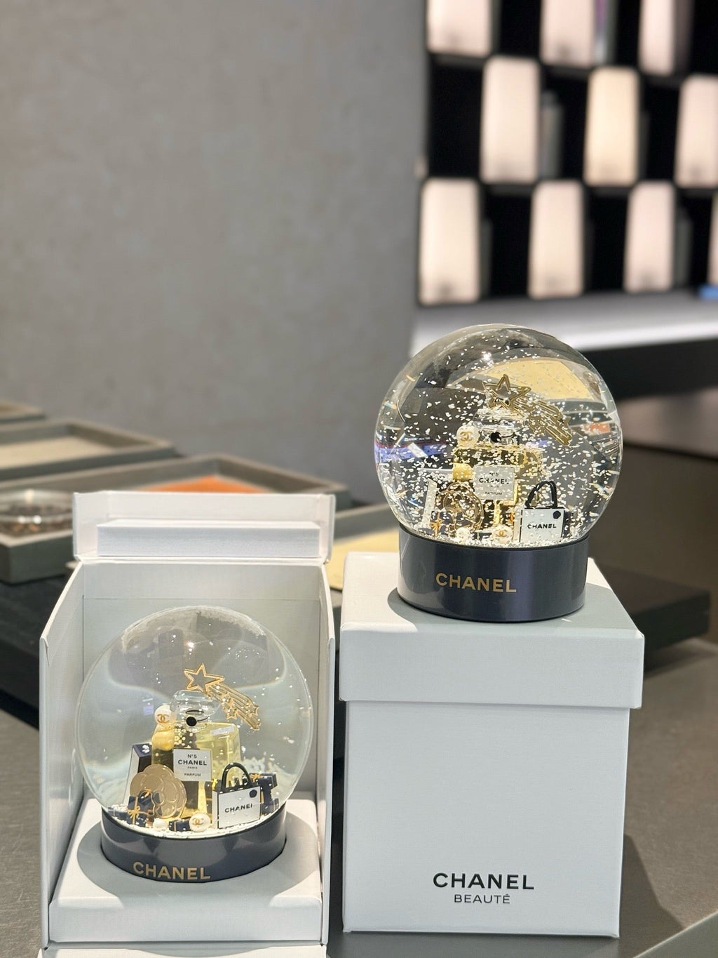 Snow Globe Ornament