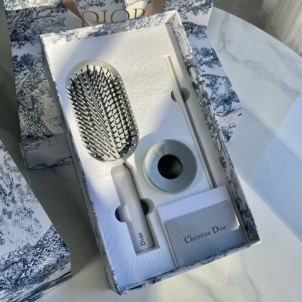 Toile de Jouy Hair Brush Gift Set