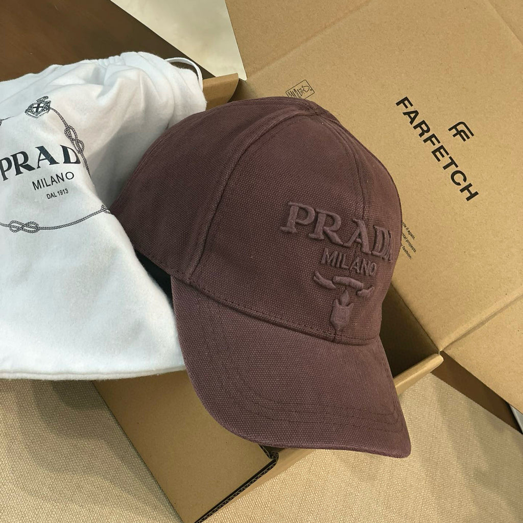 Prada Men's Women's Spring And Summer Solid Colour Logo Embroidery Baseball Cap Fashion High Street Casual Hundred Hat #76671