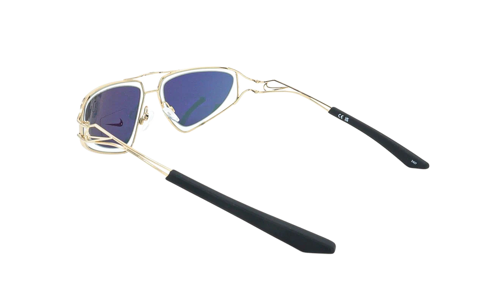 Veil Sunglasses Gold / Clear / Grey EV24048 708