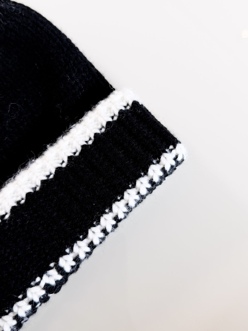 Chanel CC Colorblock Knitted Rib Cold Hat #390620