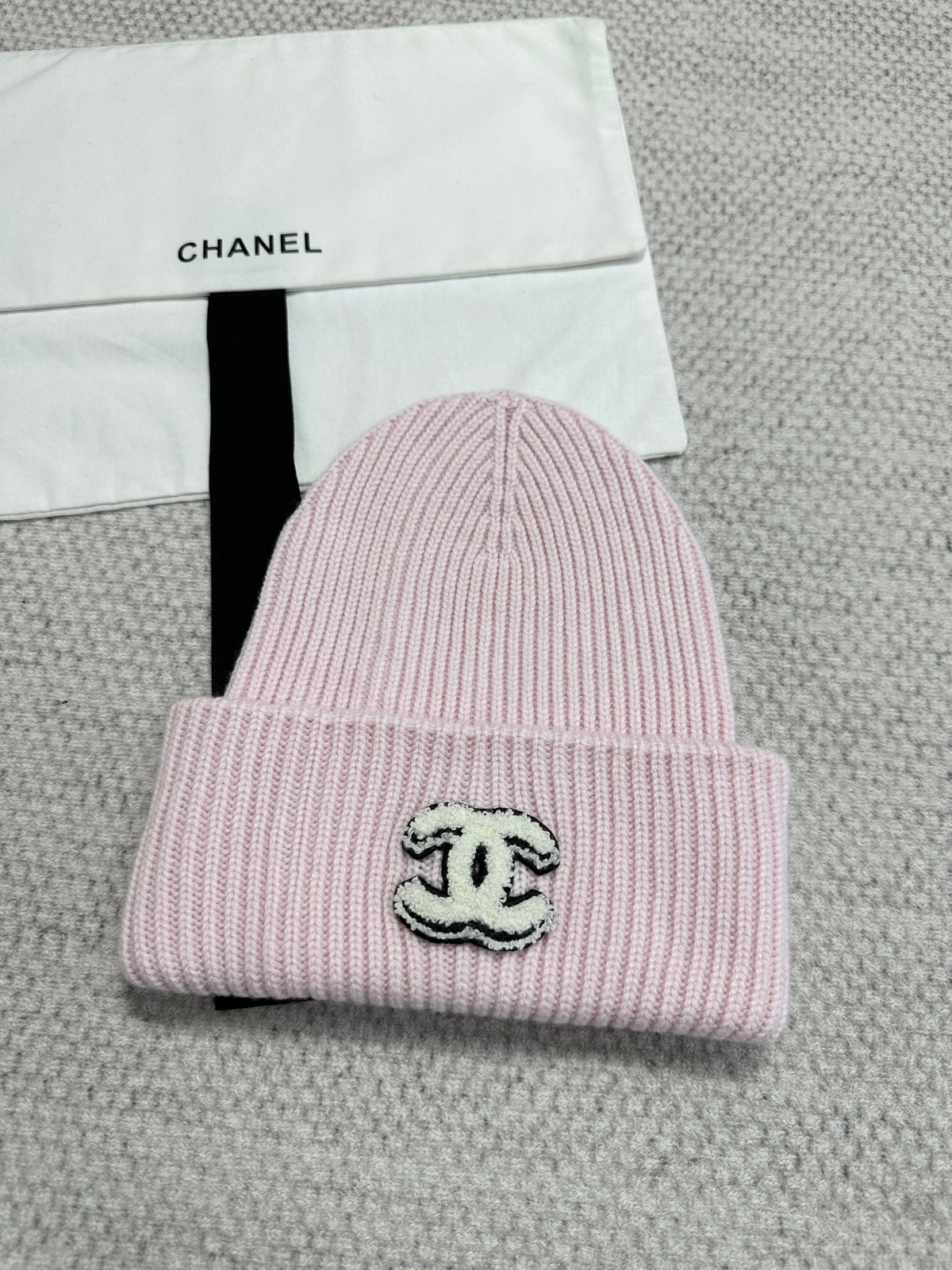 Chanel Women's Fall/Winter Casual Fashion Solid Color Double C Knit Cashmere Hat Hat Accessories #78628