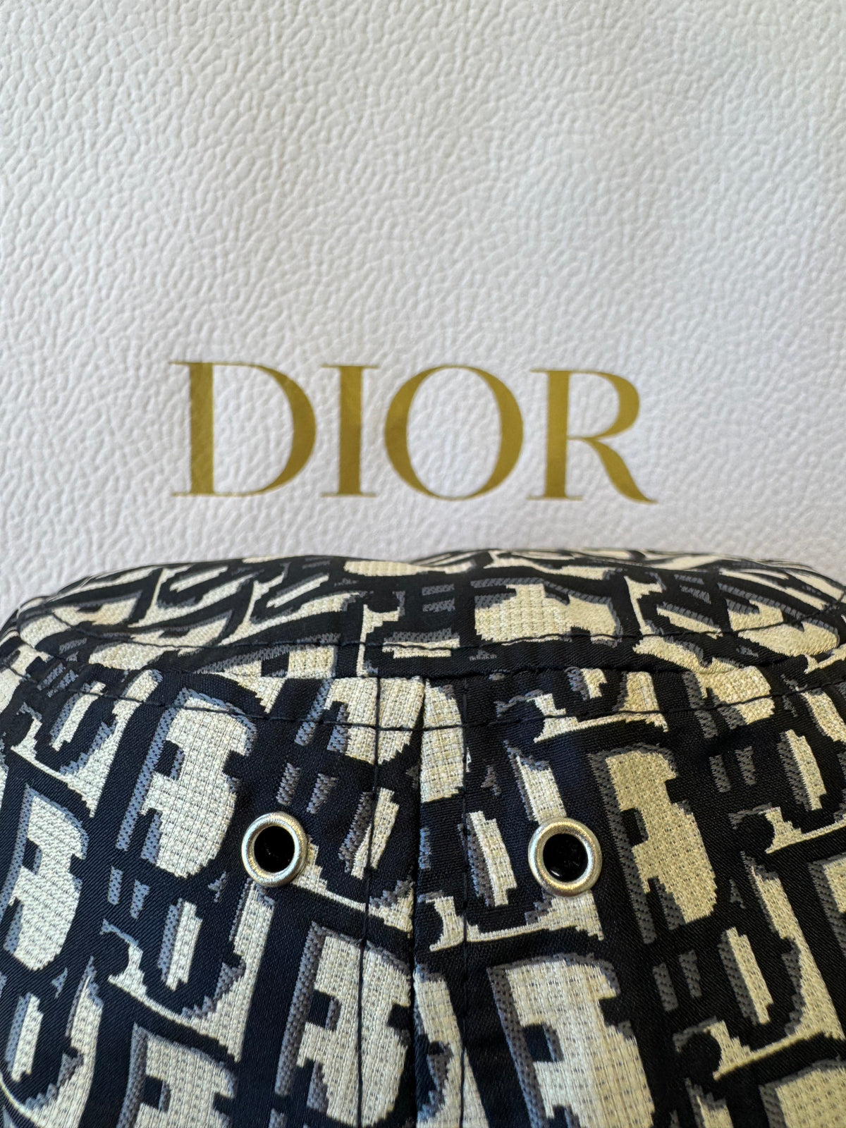 Dior Men's And Women's Spring/fall Fashion Casual Reversible Design Oblique Print Cotton Fisherman's Hat  Accessories #79561