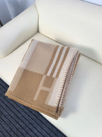 H Deco Blanket