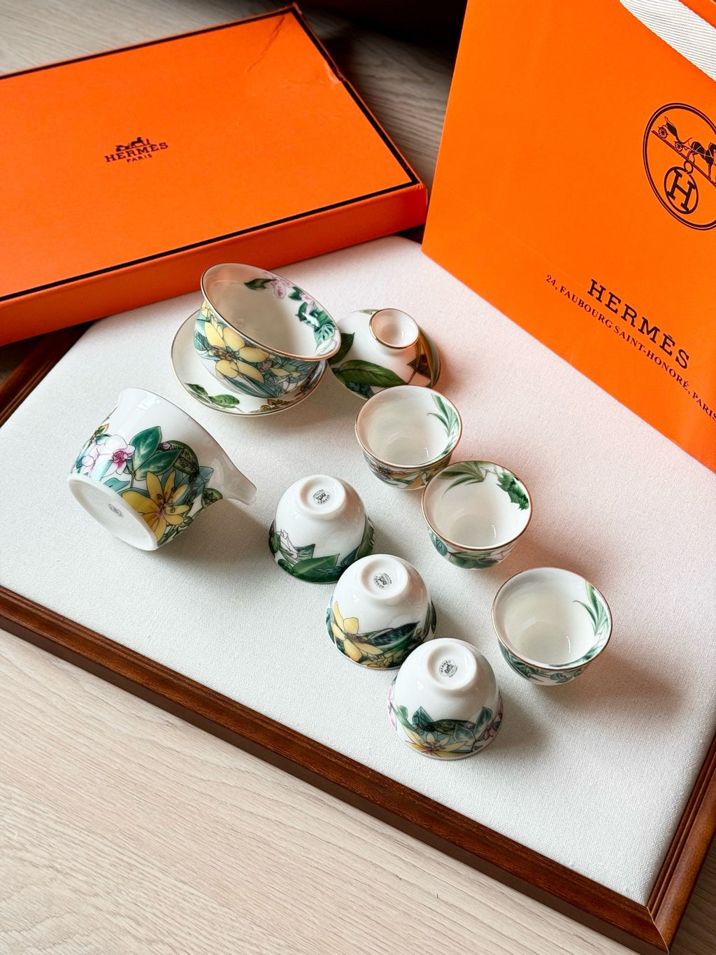 Porcelain Gaiwan Tea Set 8 Piece Gift Box Set
