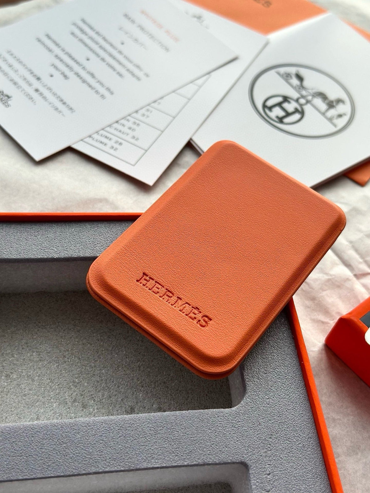 MagSafe Phone Wallet Stand