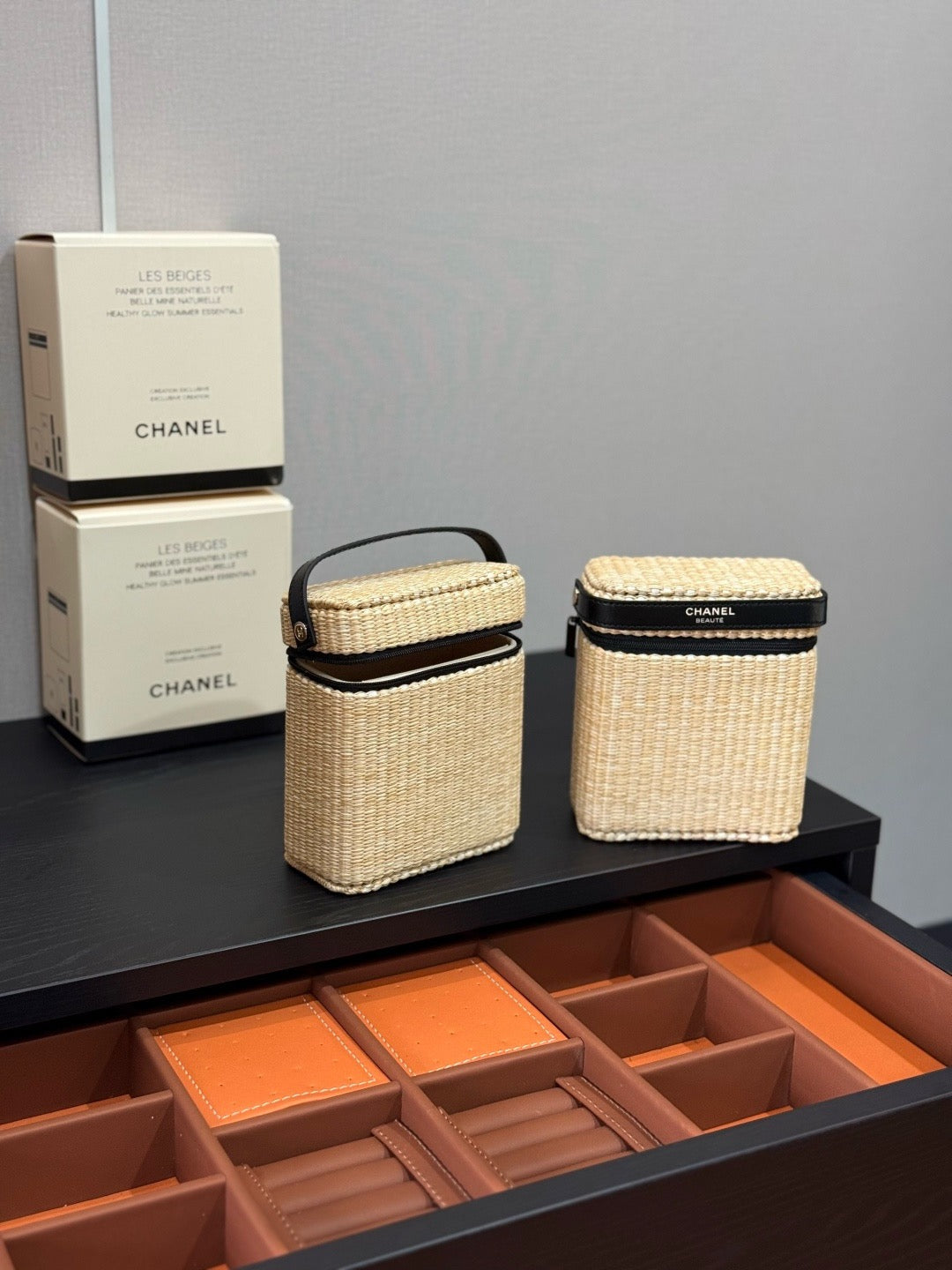 Les Beiges Vanity Bag
