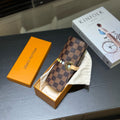 Damier Ebene Travel Colouring Set