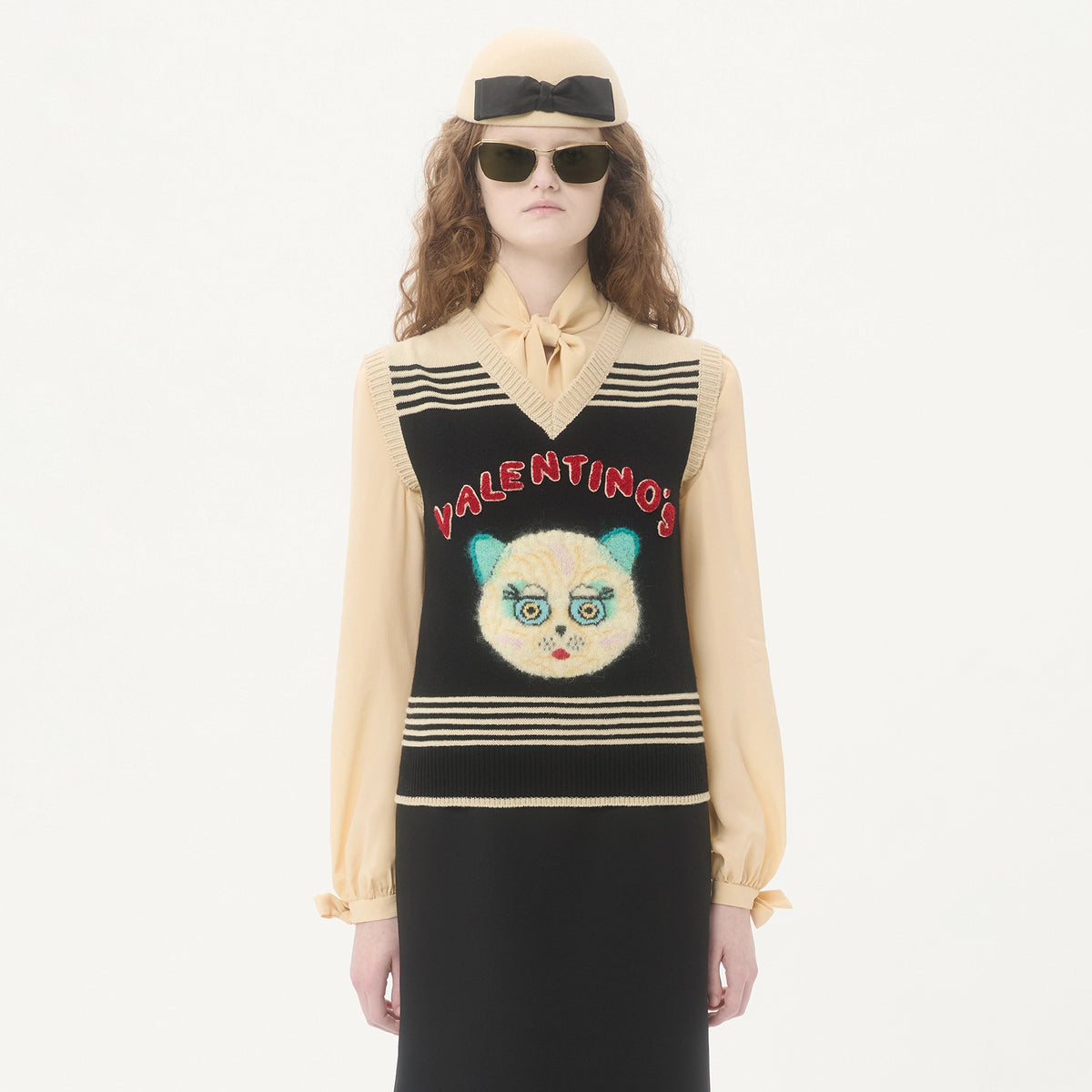 Valentino LE CHAT DE LA MAISON Women's Spring/Autumn Fashion Casual V-neck Knitted Letter Pattern Embroidered Sleeveless Vest  #78441