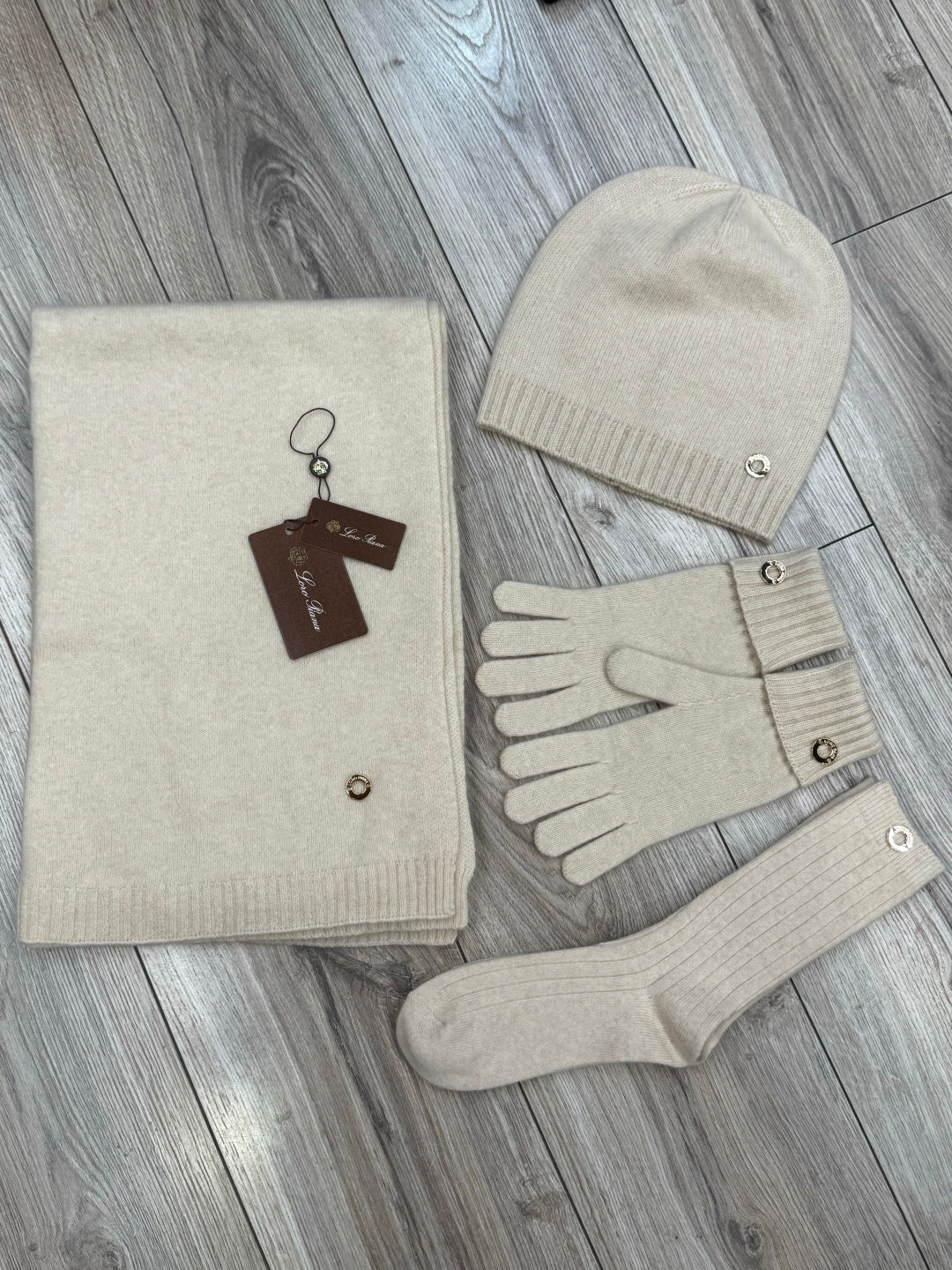 Loro Piana Men's And Women's Winter Fashion Casual Solid-Color Hat. Scarf. and Gloves Three Piece Set Accessories #78643