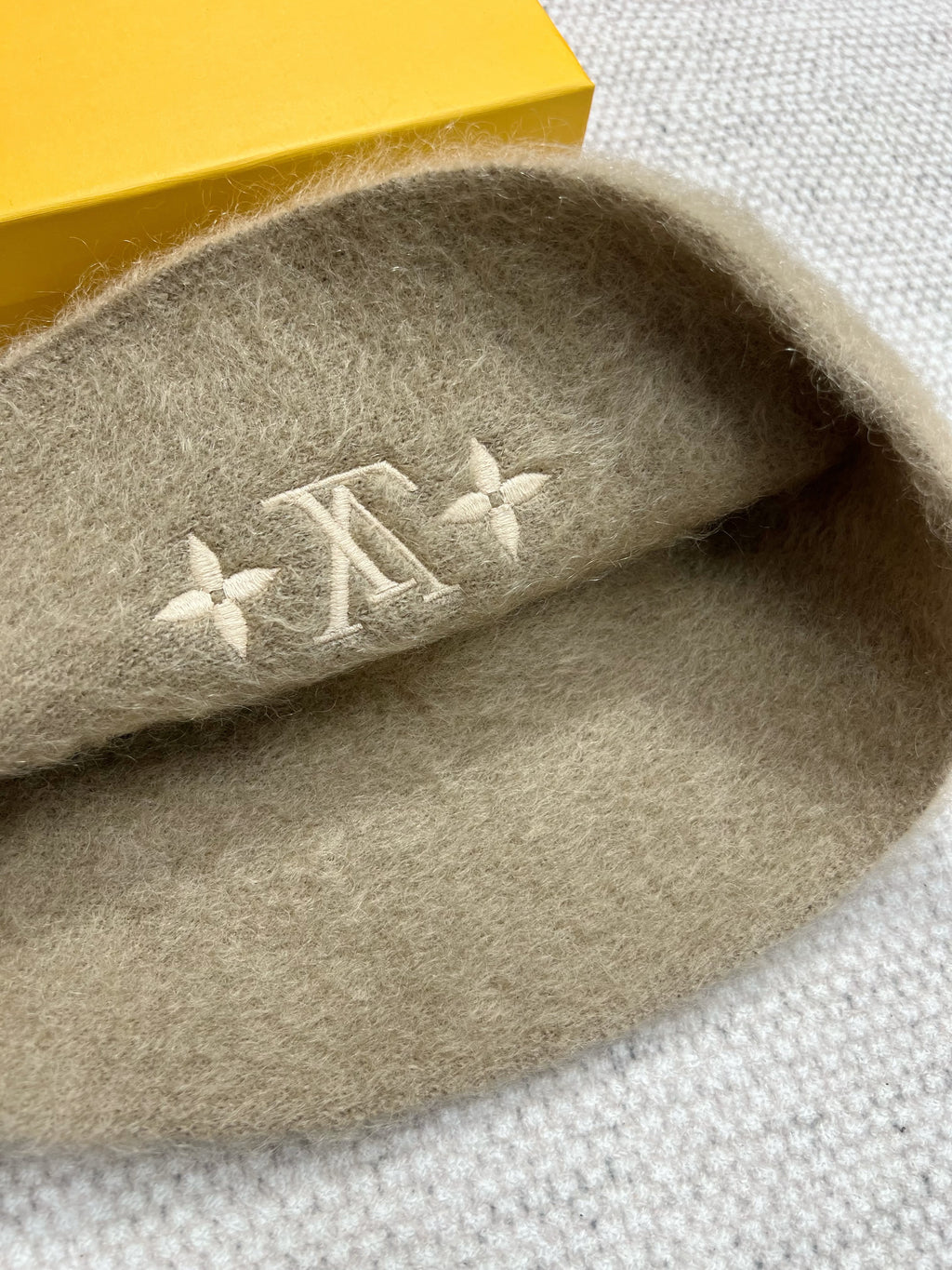 Louis Vuitton LV Fluffy Hat M1184M #297397