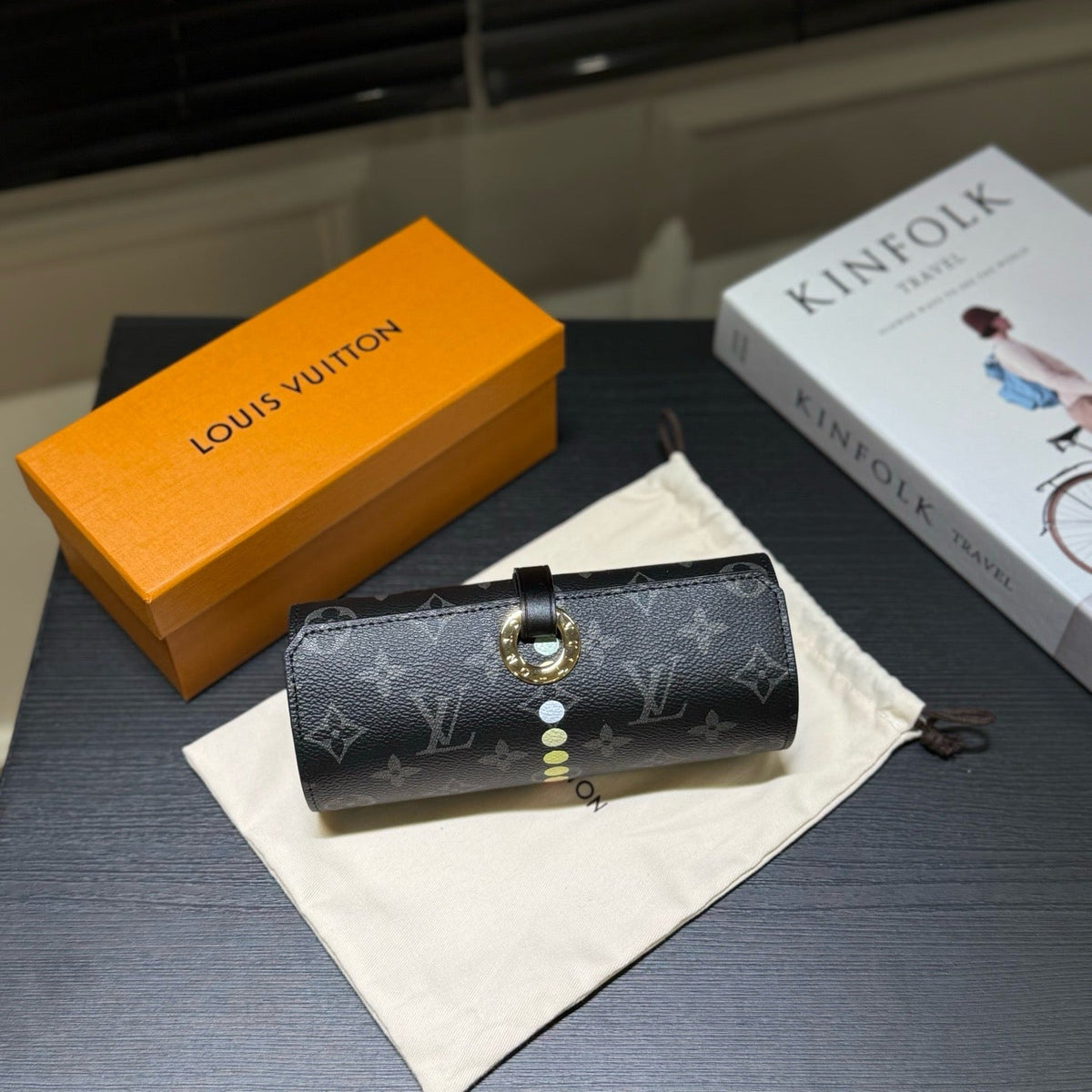 Monogram Eclipse Travel Colouring Set