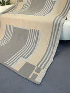 H Deco Blanket