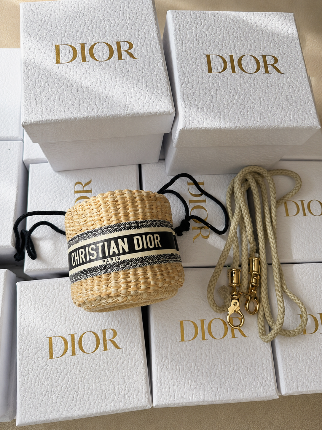 Raffia Mini Bucket Bag VIP Gift
