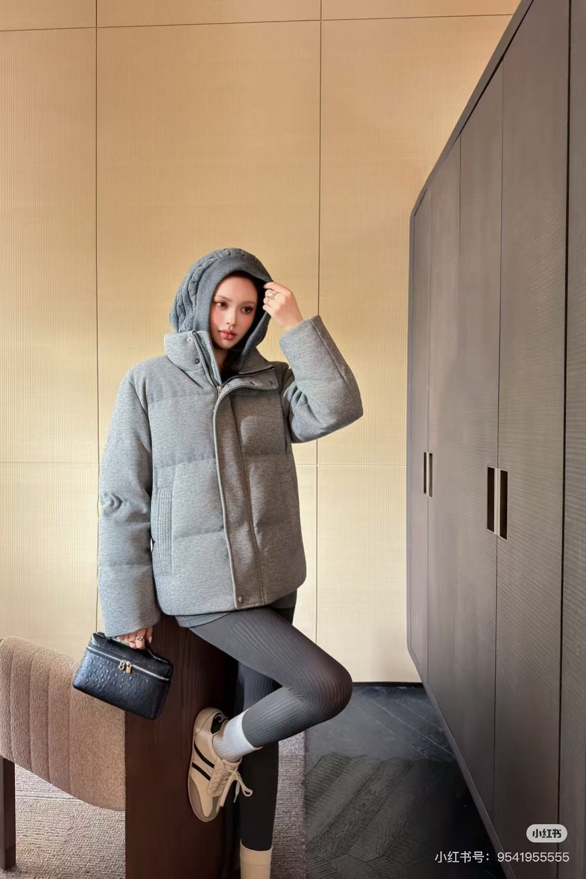 Loro Piana Women's Autumn And Winter Wool Cashmere Goose Down Jacket Soft And Comfortable Removable Hat Zipper Long Sleeve Hooded Jacket Ngvp #2649