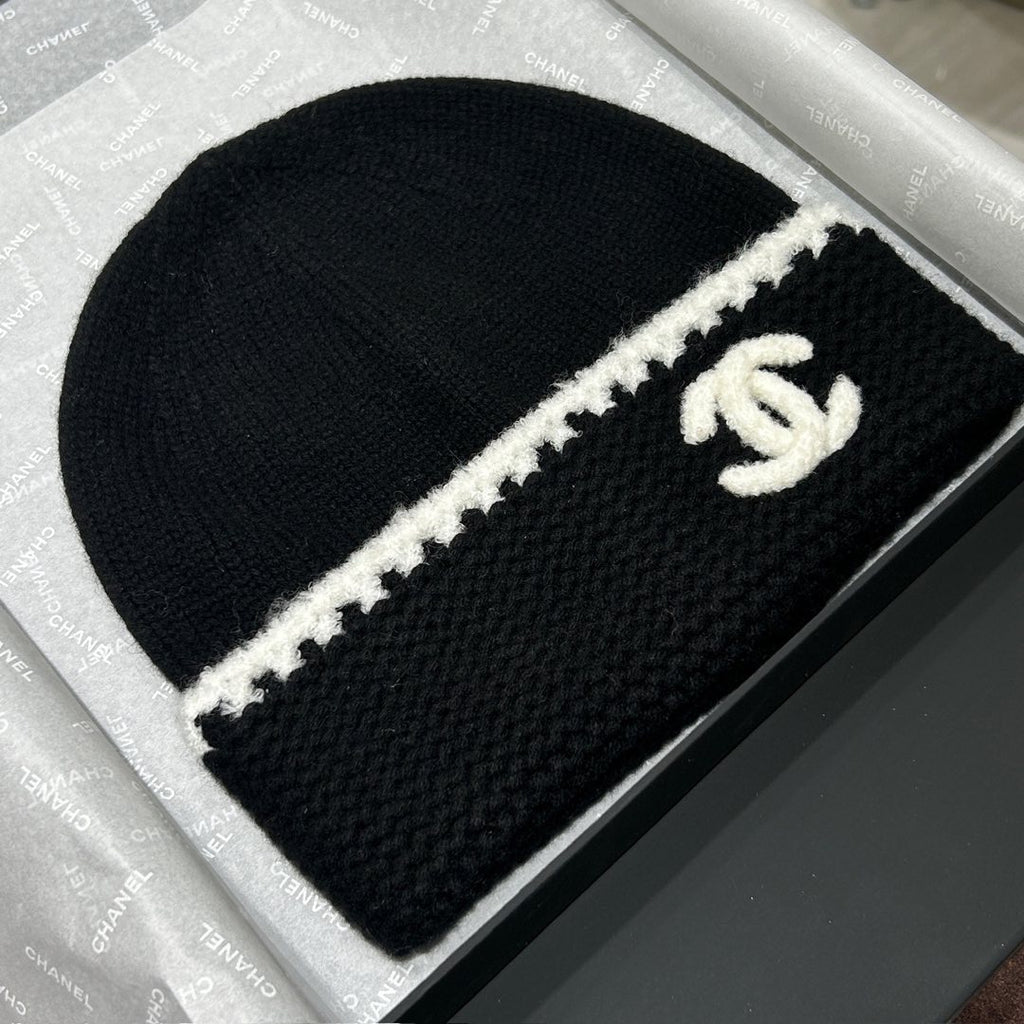 Chanel Women's Classic Black And White LOGO Wool Scarf Cold Hat #328249
