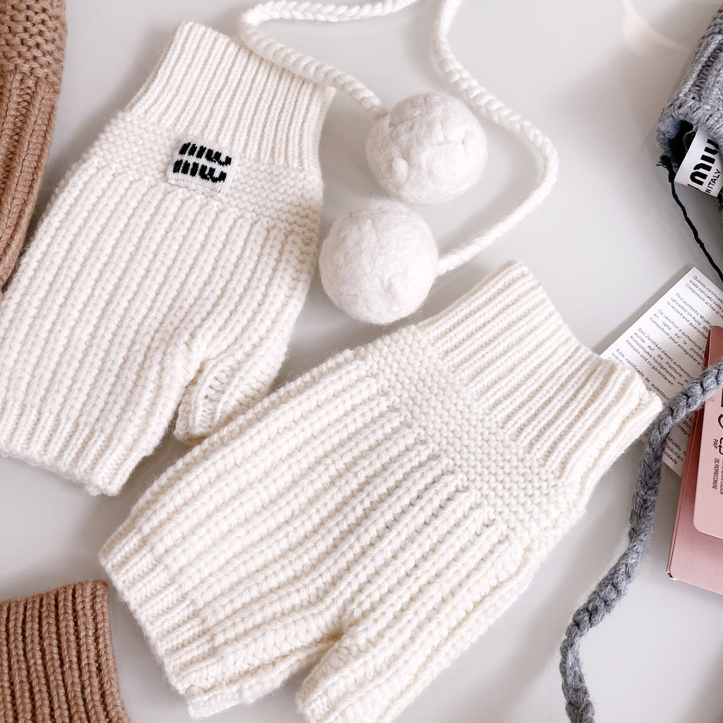 MiuMiu Women's Solid Color Logo Design Cashmere Knit Pom Pom Hat Woolen Gloves #75169