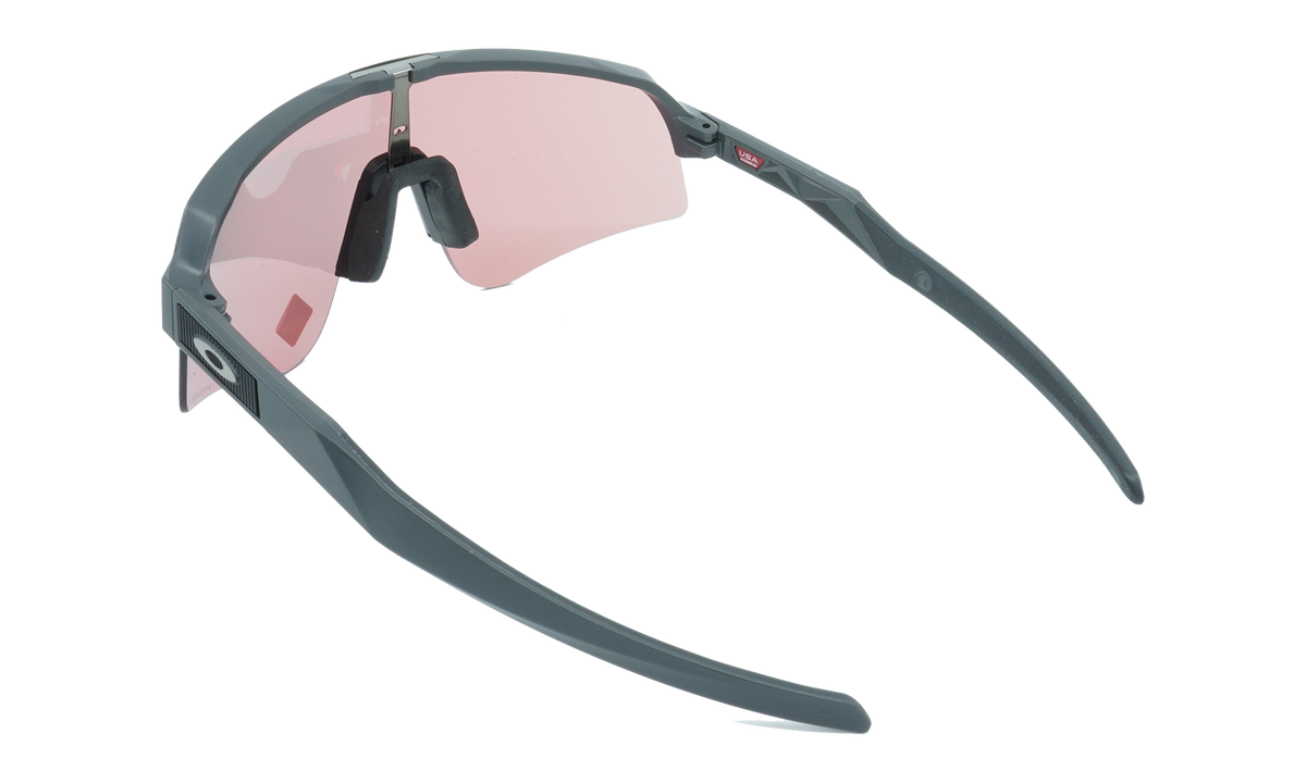 Sutro Lite Sweep Sunglasses Matte Carbon / PRIZM Trail Torch OO9465 02