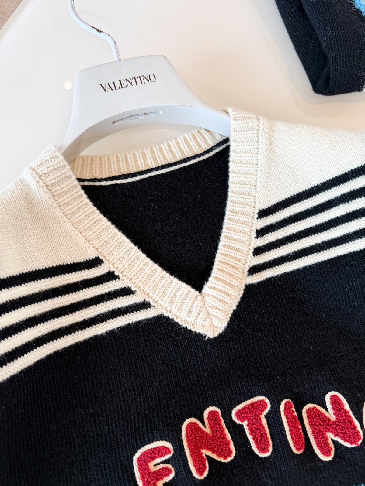 Valentino LE CHAT DE LA MAISON Women's Spring/Autumn Fashion Casual V-neck Knitted Letter Pattern Embroidered Sleeveless Vest  #78441