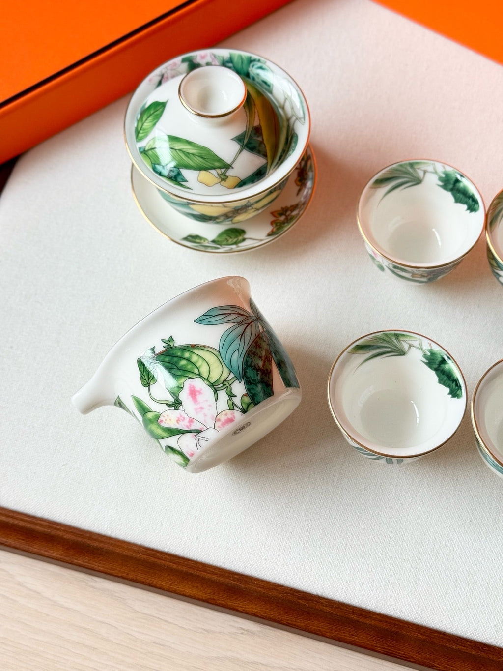 Porcelain Gaiwan Tea Set 8 Piece Gift Box Set