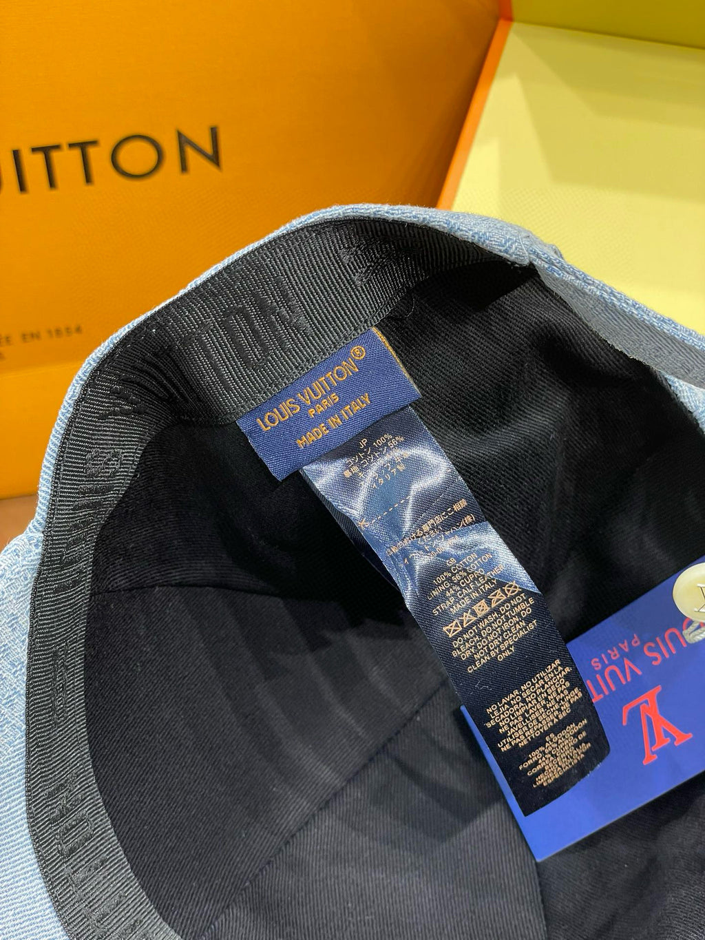 Louis Vuitton Men's And Women's Embroidered Printed Checkered Cotton Duckbill Cap Hat #77123