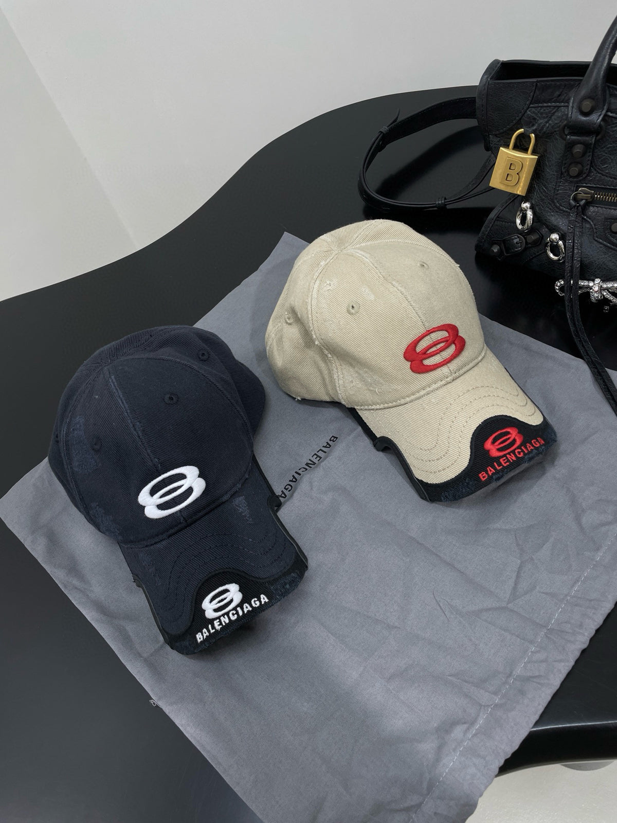 Balenciaga Men's and Women's Solid Color Embroidered Logo Design Cotton Duck Cap Hat #75236