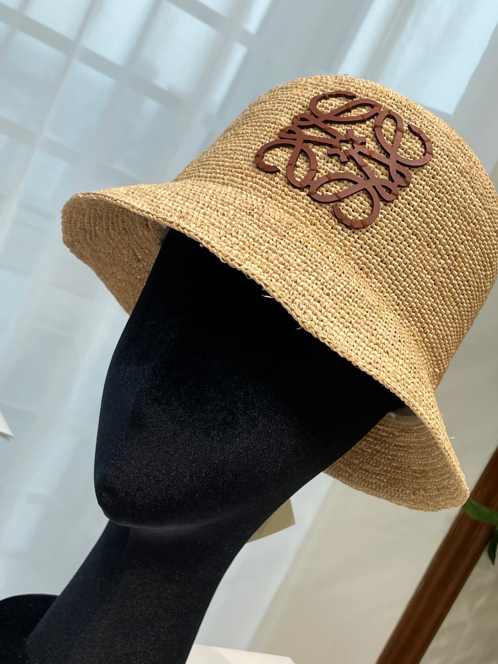 Loewe Women's Khaki Raffia And Cowhide Bucket Hat Flat Cap Large Brim Hat #75956