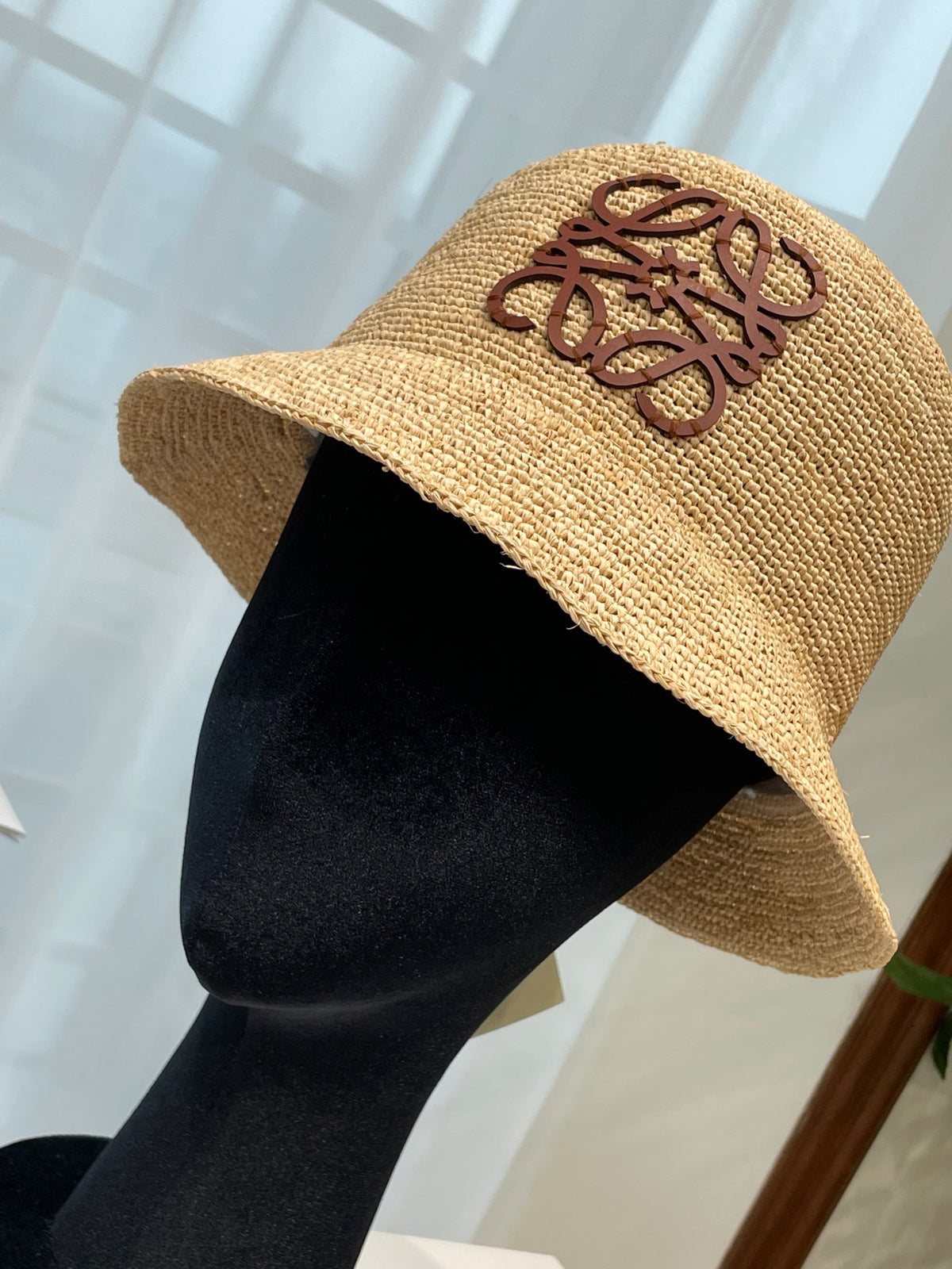 Loewe Women's Khaki Raffia And Cowhide Bucket Hat Flat Cap Large Brim Hat #75956