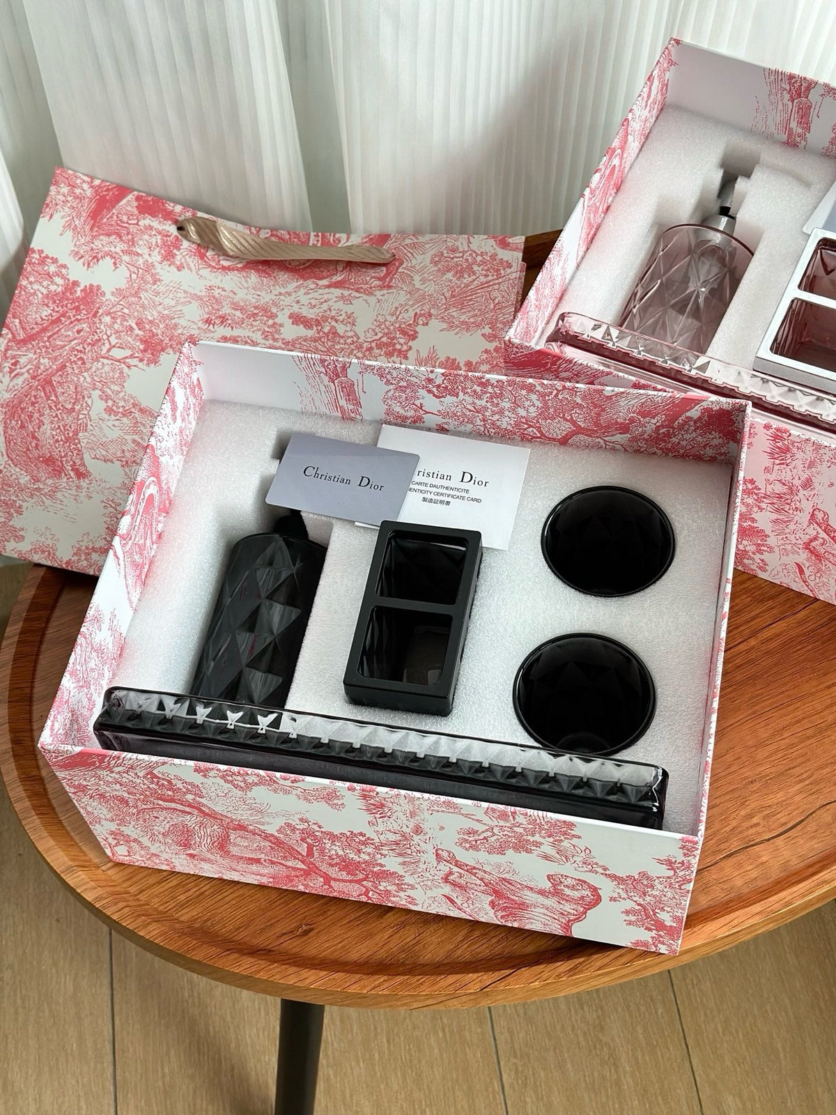 Toile de Jouy Bathroom Collection Gift Set