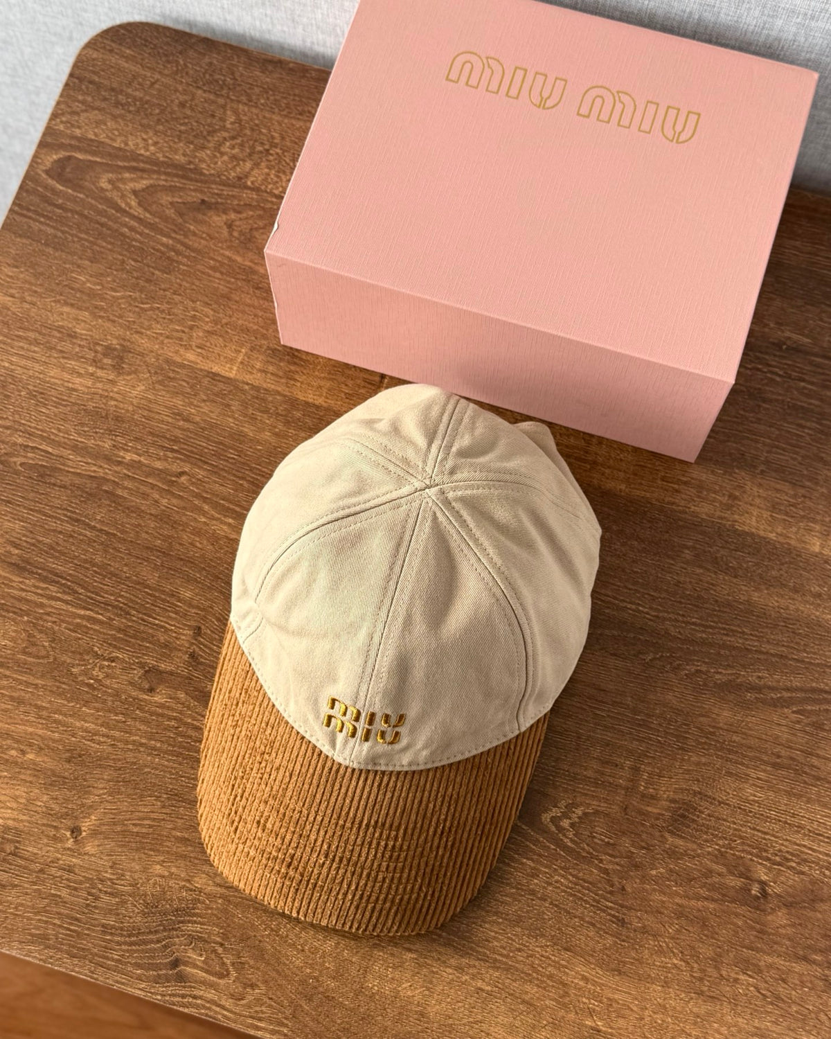 MiuMiu Men's And Women's Logo Embroidered Cotton Duckbill Cap Corduroy Two-Tone Baseball Cap Hat  Accessories #81472