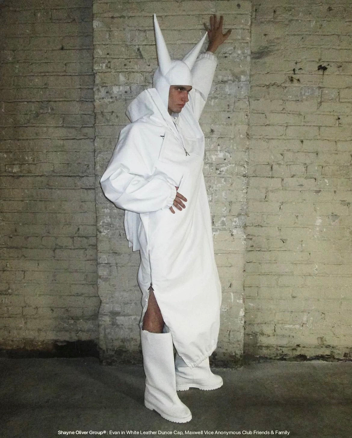 Anonymous Club Shayne Oliver White Devil Horns Leather Cap Playboicarti Same High Street Trend Punk Style Hip Hop Cap  Men's Women's  Hats Ngvp #1498