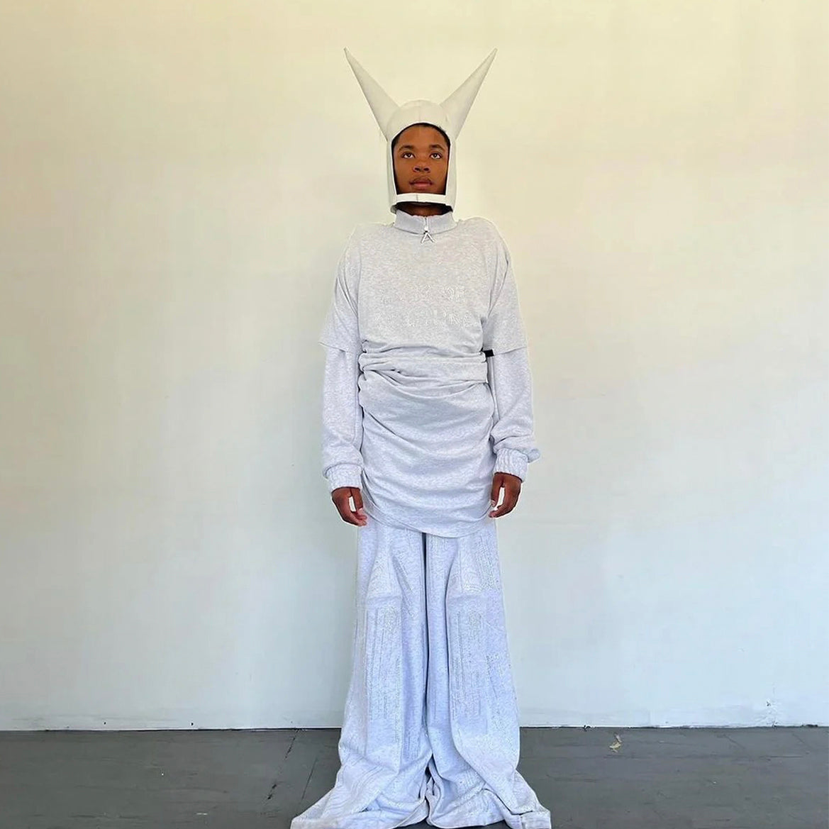 Anonymous Club Shayne Oliver White Devil Horns Leather Cap Playboicarti Same High Street Trend Punk Style Hip Hop Cap  Men's Women's  Hats Ngvp #1498