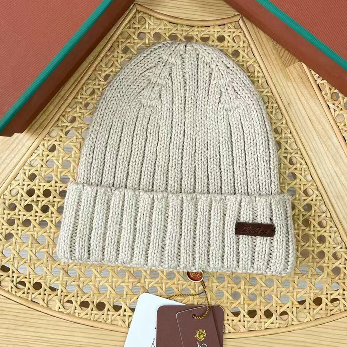 Loro Piana Moltrasio Beanie Men's And Women's Fashion Trend Knitted Leather Label Warm Hat Autumn And Winter High Street Comfortable Hat  #81453