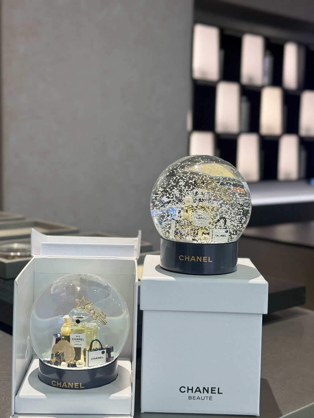 Snow Globe Ornament