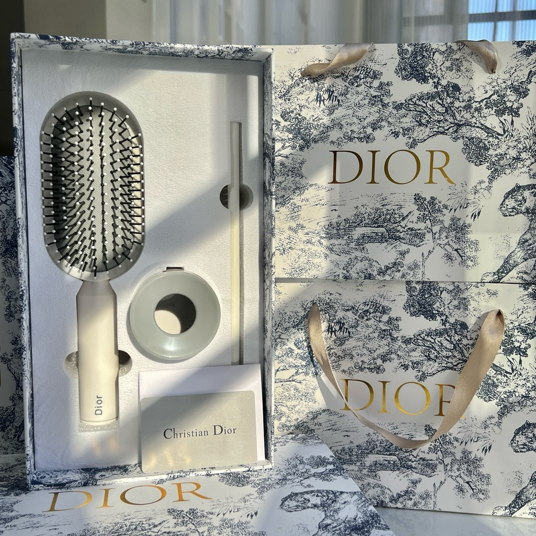 Toile de Jouy Hair Brush Gift Set